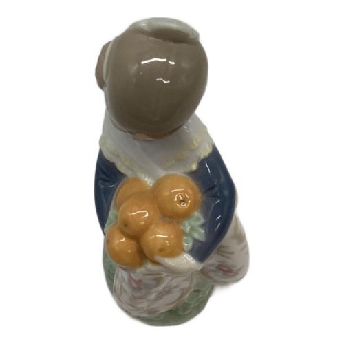 LLADRO (リヤドロ) フィギュリン オレンジがいっぱい 04841
