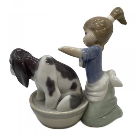 LLADRO (リヤドロ) フィギュリン きれいにしましょうね 5455 両腕破損
