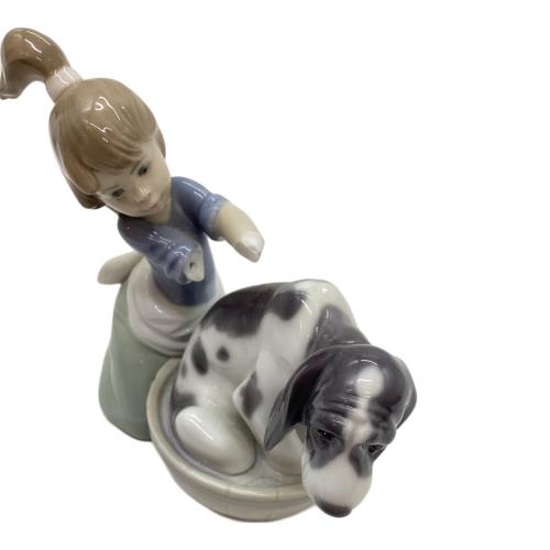 LLADRO (リヤドロ) フィギュリン きれいにしましょうね 5455 両腕破損有