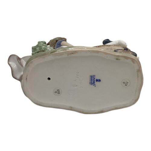 LLADRO (リヤドロ) フィギュリン 可愛い仔犬達とお散歩 5364