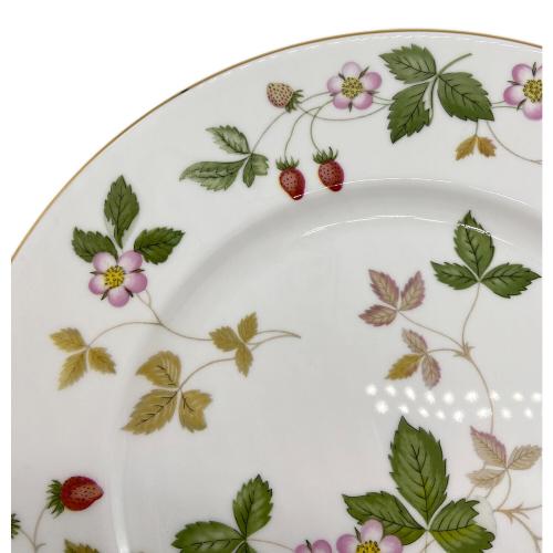 Wedgwood (ウェッジウッド) プレート 27cm ▲ ワイルドストロベリー