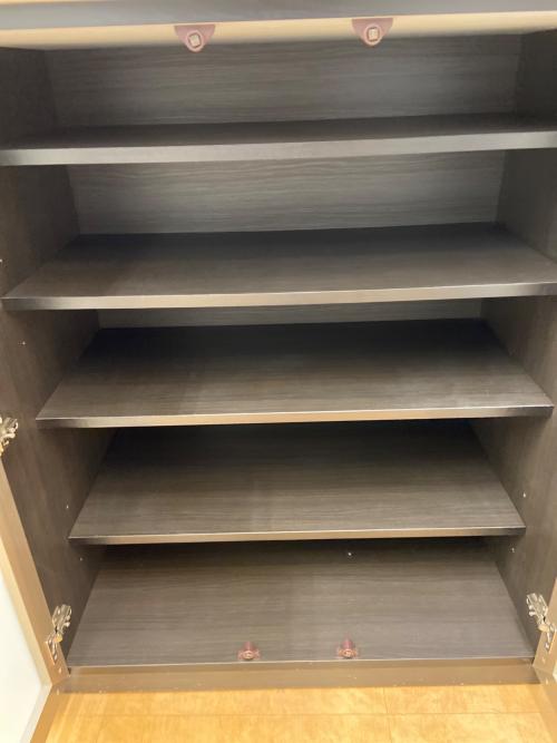 ニトリ キッチンカウンター ブラック×ホワイト 2枚扉