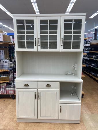 ニトリ レンジボード アイボリー 3枚扉 ミランダ2