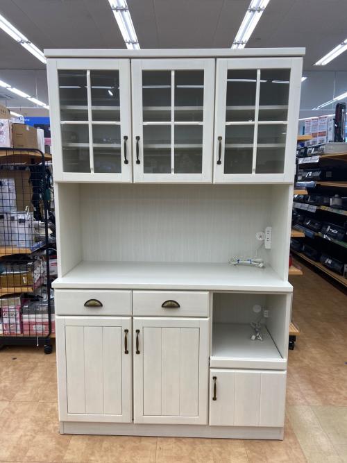 ニトリ レンジボード アイボリー 3枚扉 ミランダ2