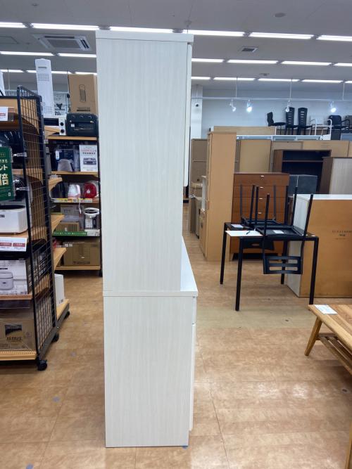 ニトリ レンジボード アイボリー 3枚扉 ミランダ2