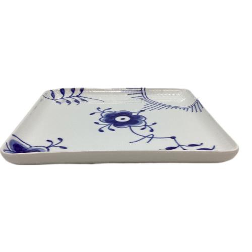 ROYAL COPENHAGEN (ロイヤル・コペンハーゲン) スクエアプレート 20cm ブルーフルーテッド