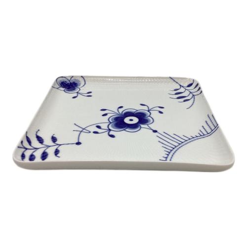 ROYAL COPENHAGEN (ロイヤル・コペンハーゲン) スクエアプレート 20cm