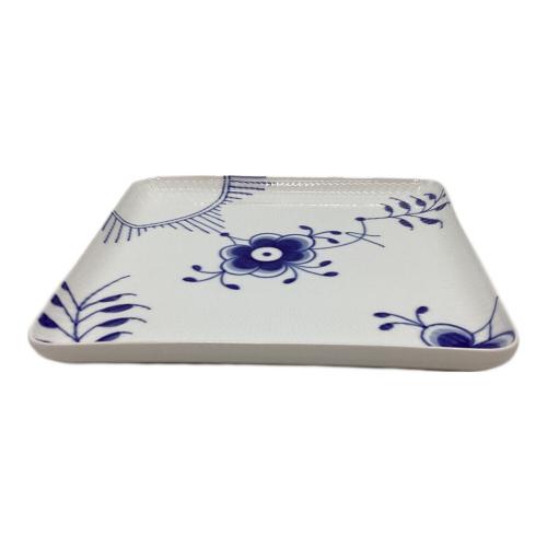 ROYAL COPENHAGEN (ロイヤル・コペンハーゲン) スクエアプレート 20cm