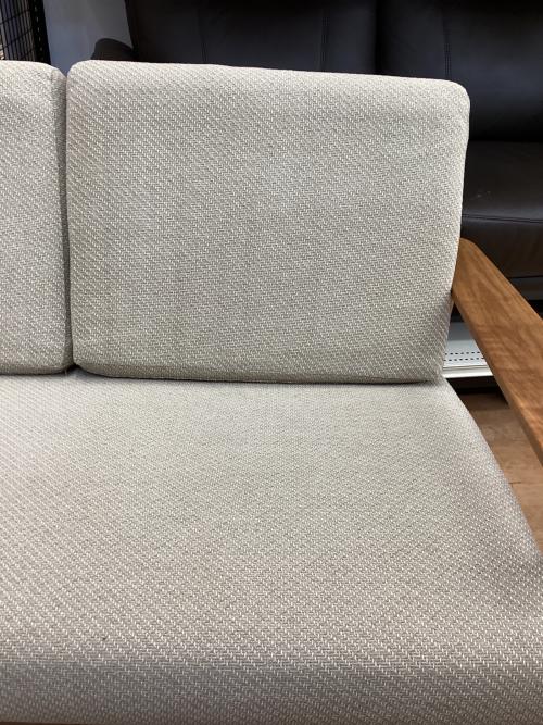 karimoku (カリモク) 2人掛けソファー 84 高さ70 幅137 奥行67 グレー