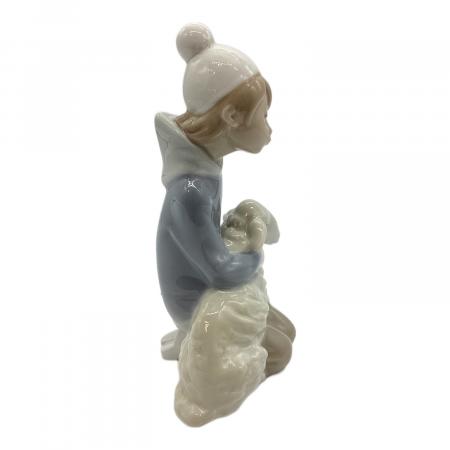 LLADRO リヤドロ 5485『羊飼いの少年』 LLADRO リヤドロ 5485『羊飼いの少年』 羊飼いの少年 | リヤドロ公式