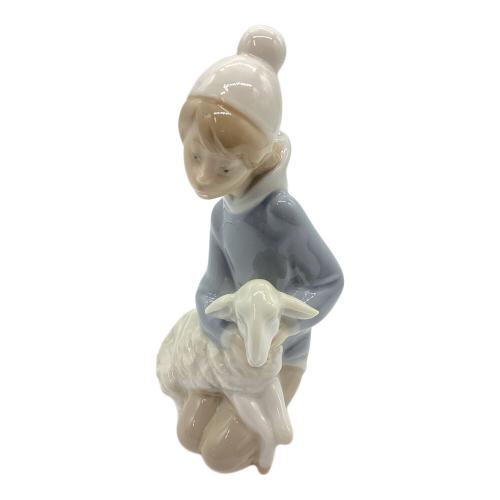 LLADRO (リヤドロ) フィギュリン 羊飼いの少年(04676)
