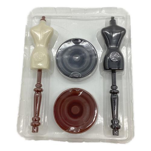 TAKARA TOMY (タカラトミー) ブライス ディスプレイミー 人形 ※付属品現状販売