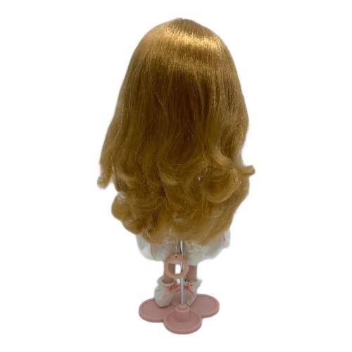 TAKARA TOMY (タカラトミー) ネオブライス ホワイトマジック アフタヌーン ドール