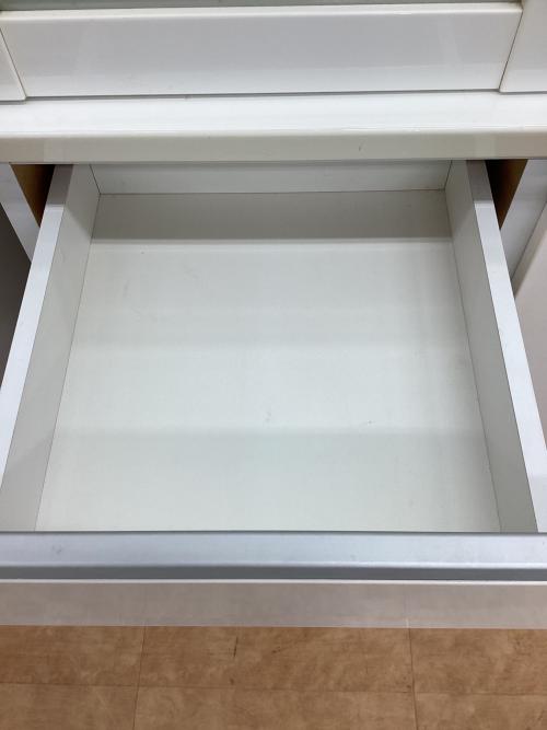 ニトリ 食器棚 ホワイト