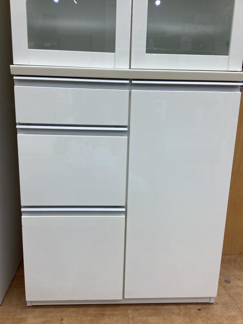 ニトリ 食器棚 ホワイト