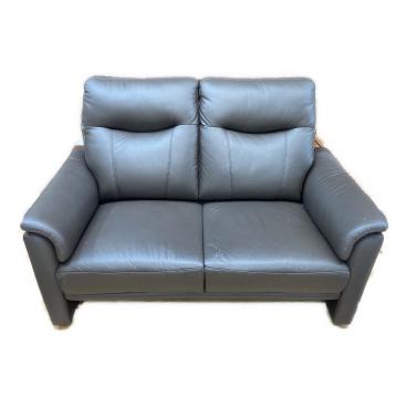 13日まで発送停止中❗️様　購入済み　ニトリ　マイス　オットマン　中古 カテゴリ：家具・インテリア｜ブランド：ニトリ｜在庫：あり】商品一覧