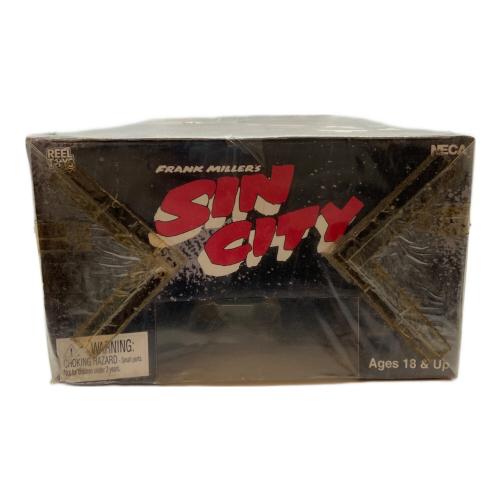 NECA (ネカ) 「シン・シティ」マーヴ フィギュア テープ劣化有
