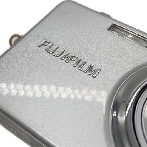 FUJIFILM (フジフィルム) コンパクトデジタルカメラ FINEPIX J30
