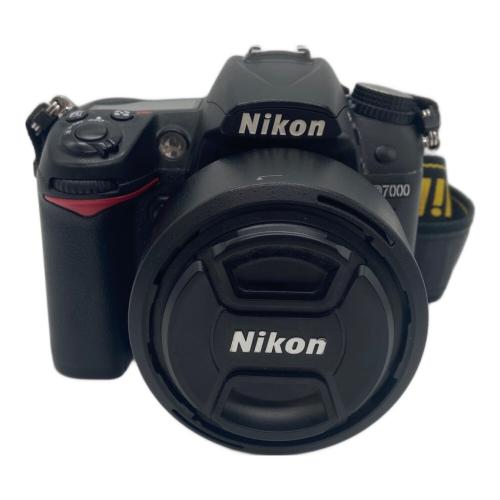 Nikon (ニコン) デジタル一眼レフカメラ D7000