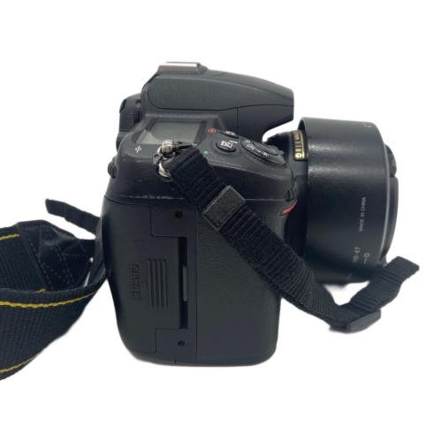 Nikon (ニコン) デジタル一眼レフカメラ D7000