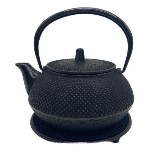 南部鉄器 (ナンブテッキ) 鉄瓶 岩鋳