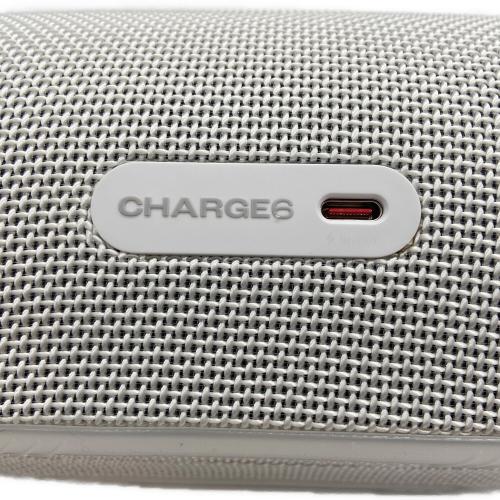 JBL (ジェイビーエル) Bluetooth対応スピーカー JBL CHARGE6 WHT 2025年製