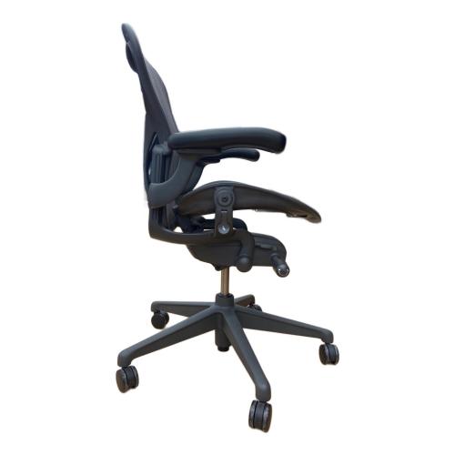 Herman Miller (ハーマンミラー) アーロンチェア AER1A12PW Aサイズ 95 ブラック リマスタード ライト