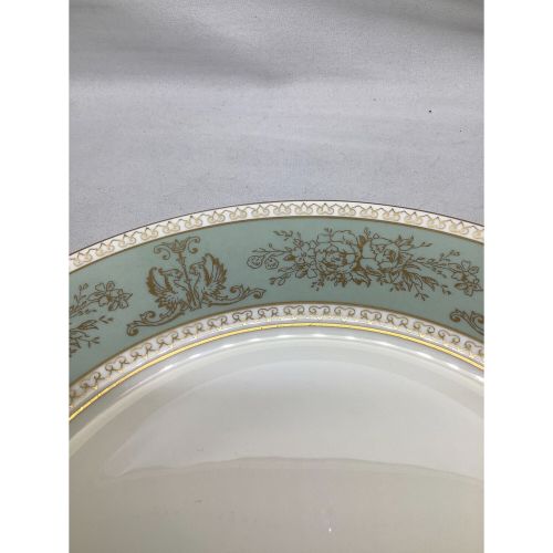 Wedgwood (ウェッジウッド) プレート 27cm コロンビア・セージグリーン