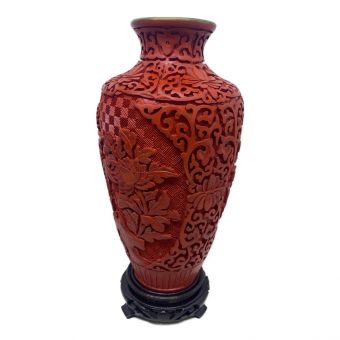 CARVED LACQUER 中国花瓶
