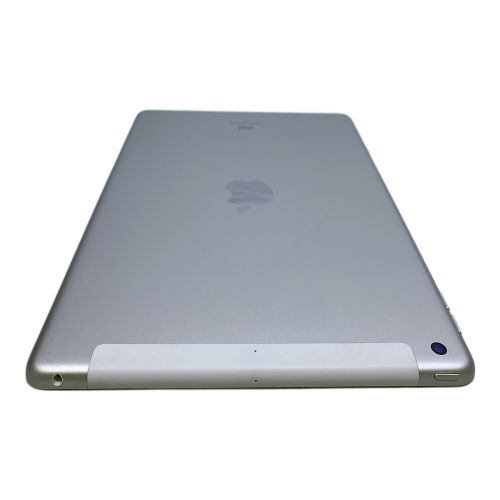 Apple (アップル) iPad(第8世代) MYMJ2J/A 32GB サインアウト確認済