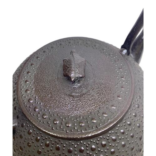 南部鉄器 (ナンブテッキ) 鉄瓶 1.8L 平丸型 亀甲