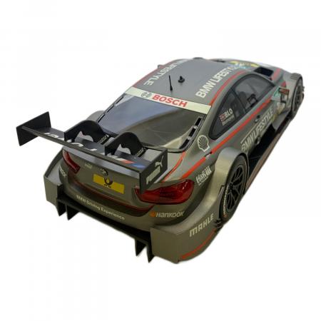 BMW純正　BMW M4 DTM 2015　1/18スケール　完成品 BMW純正 BMW M4 DTM 2015 1/18スケール 完成品 BMW純正 BMW M4 DTM