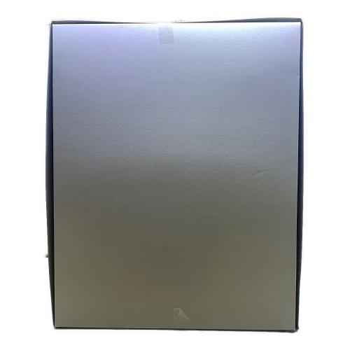 BANDAI (バンダイ) ガンプラ 機動戦士ガンダム MG 1/100 ガンダムベース限定 RX-78-2 ガンダム Ver.3.0[チタニウムフィニッシュ] 5061641