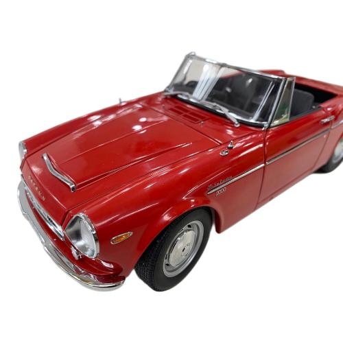 AUTOart (オートアート) 1/18 Datsun Fairlady 2000（SR311） レッド