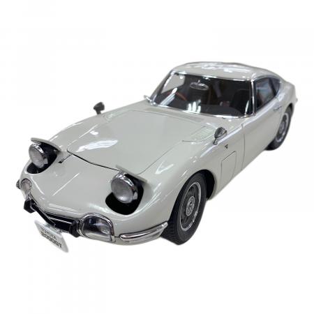 AUTOart (オートアート) 1/18 Toyota 2000 GT ホワイト ※パーツ欠品有