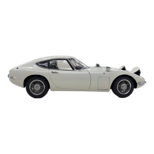 AUTOart (オートアート) 1/18 Toyota 2000 GT  ホワイト ※パーツ欠品有 ※現状販売品