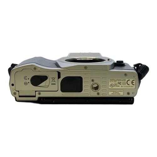 OLYMPUS (オリンパス) デジタル一眼カメラ OM-D E-M5初代 レンズキット