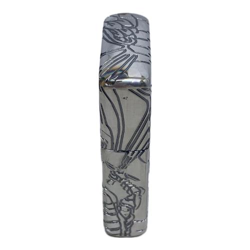 ZIPPO (ジッポ) ZIPPO 2004年製 龍刻印 USA製 プラチナ箔張り