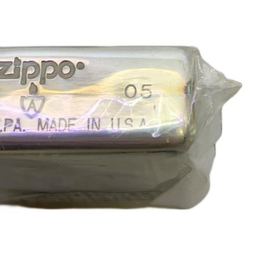 ZIPPO 2005年USA製 両面デザイン 三次元立体エッチング Heavy Wall Armor Case Ｎo.2058