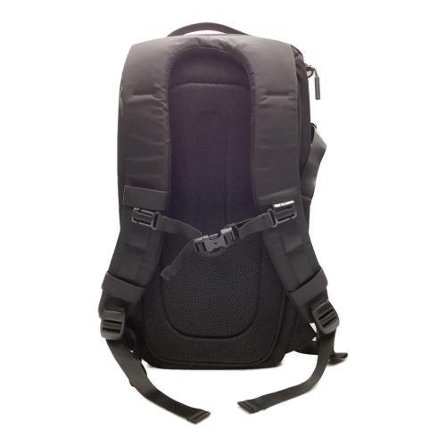 Incase (インケース) DSLR Pro Pack カメラバッグ ブラック