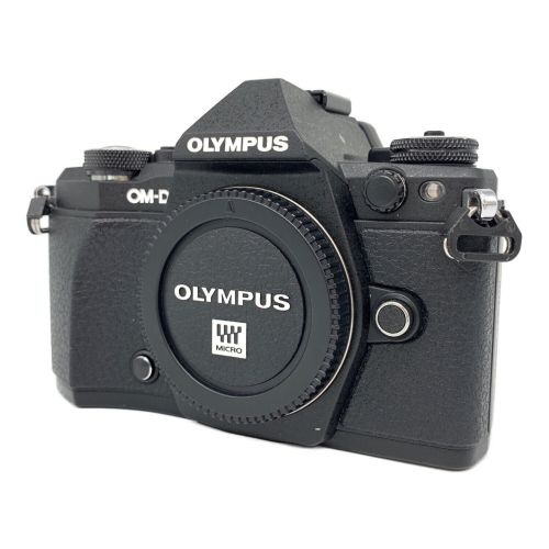 OLYMPUS ミラーレス一眼カメラ OM-D E-M5 MarkIII ボディー シルバー