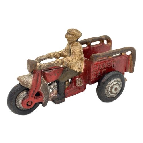 1930s Hubley toys (ハブリートイズ) cast iron crash car