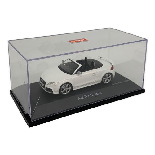 Schuco (シュコー) 1/43スケール モデルカー ホワイト audi TT RS