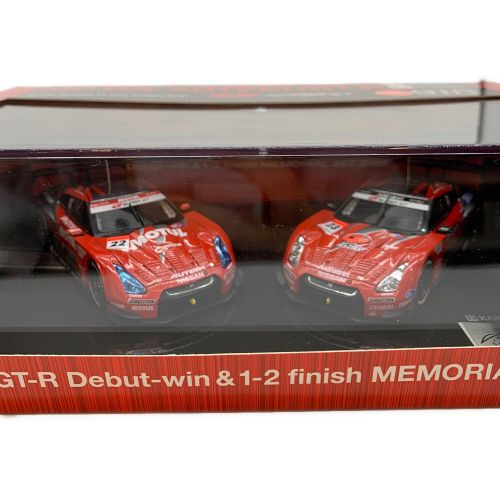 新作即納エブロ、日産GTーR.デビュー、ウイン&1、2フィニッシュ、メモリアルセット(2008年) レーシングカー
