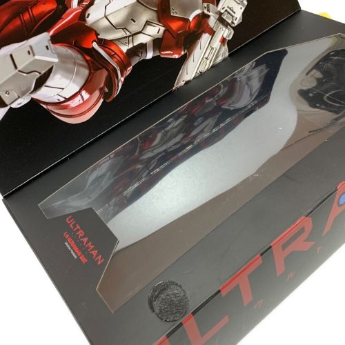 ULTRAMAN(ウルトラマン) 1/6 ULTRAMAN SUIT (Anime Version)