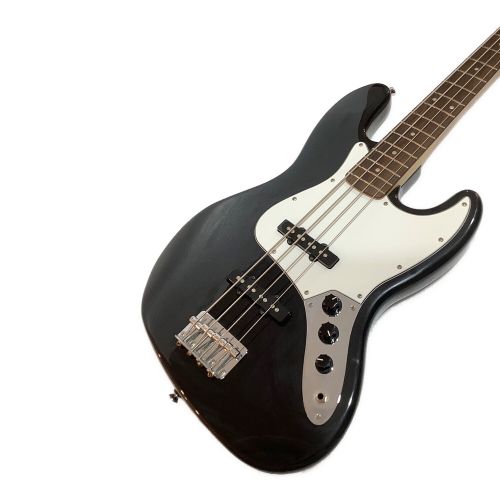 Squier by FENDER (スクワイア バイ フェンダー) エレキベース