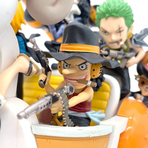 ONE PIECE (ワンピース) フィギュア -ミニメリー号ATTACK- MEGAワーコレ ワールドコレクタブルフィギュア