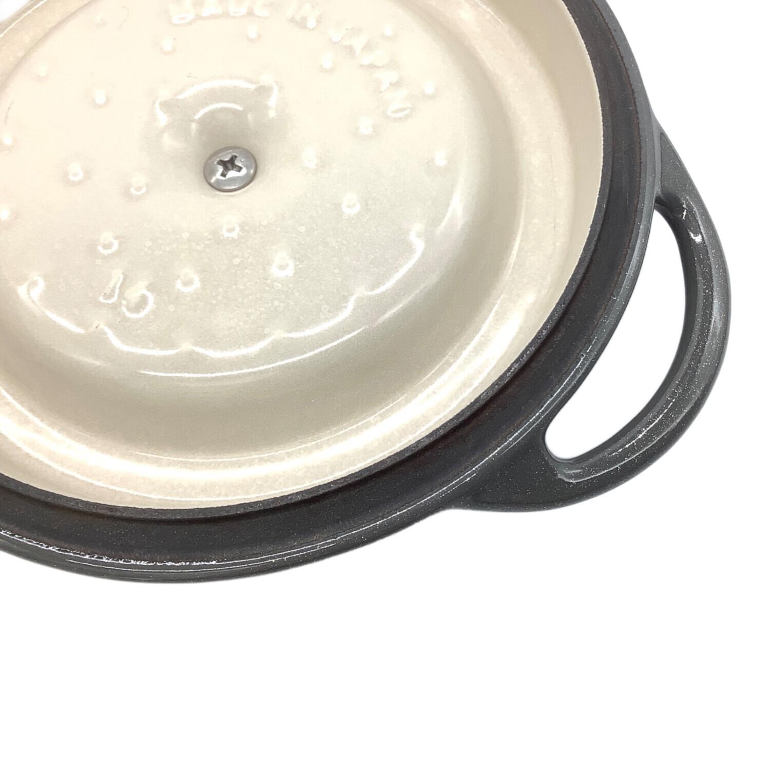 新品・未使用★バーミキュラ　オーブンポットラウンド　#14　ストーン Amazon.co.jp: バーミキュラ 鋳物ホーロー鍋 14cm ストーン 無水調理