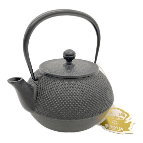 南部鉄器 (ナンブテッキ) 鉄瓶 IWACHU 岩鋳