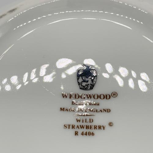 Wedgwood (ウェッジウッド) ティーポット ワイルドストロベリー